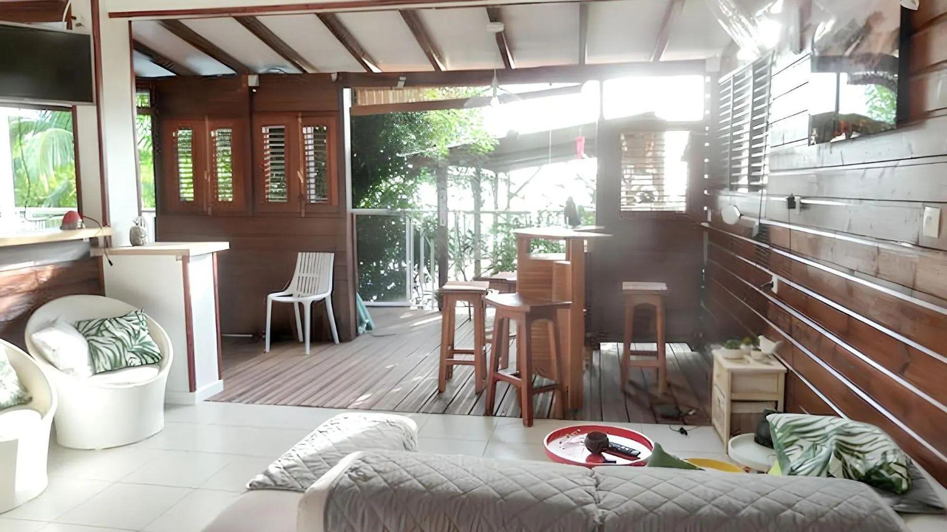 Maison Confortable Avec Piscine Partagee Vue Mer A Pointe Noire 0*, Pointe-Noire Guadalupa